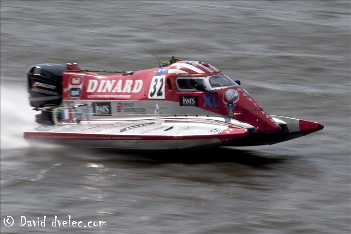 12-heures-motonautique-de-Rouen-2011_250